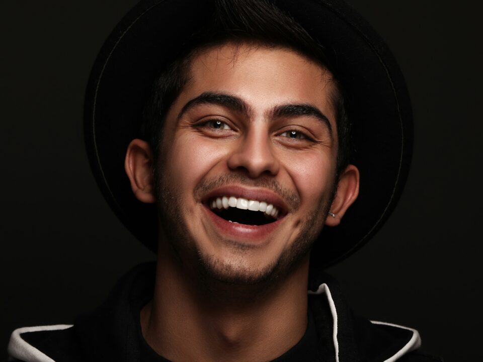 Hollywood Smile in Turkey: Transform Your Smile with Seren Clinic’s Advanced Aesthetic Dentistry